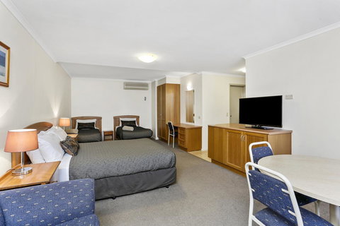 Comfort Inn Warrnambool International - Getaway Accommodation 32