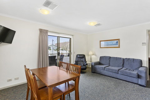 Comfort Inn Warrnambool International - Getaway Accommodation 34