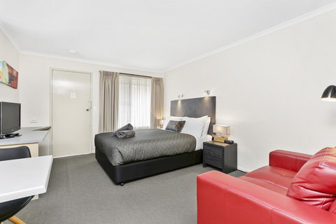 Comfort Inn Warrnambool International - Getaway Accommodation 7