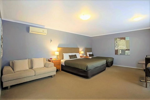 Comfort Inn Warrnambool International - Getaway Accommodation 24