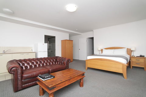 Quality Inn & Suites The Menzies - Getaway Accommodation 8