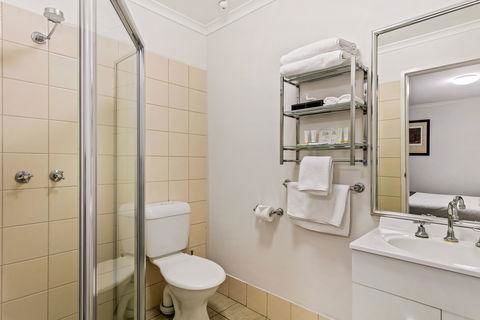 Quality Inn & Suites The Menzies - Getaway Accommodation 1