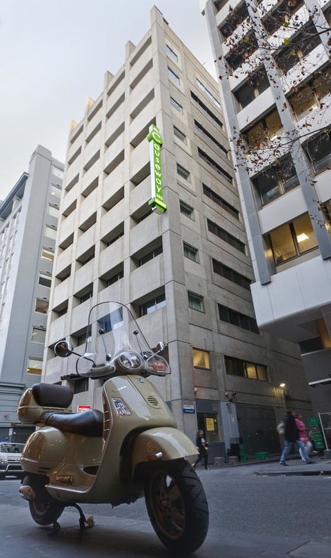 Causeway 353 Hotel - Getaway Accommodation 3