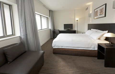 Causeway 353 Hotel - Getaway Accommodation 25