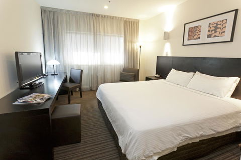 Causeway 353 Hotel - Getaway Accommodation 0