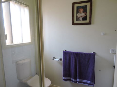 Monash And Chadstone WiFi - Getaway Accommodation 14