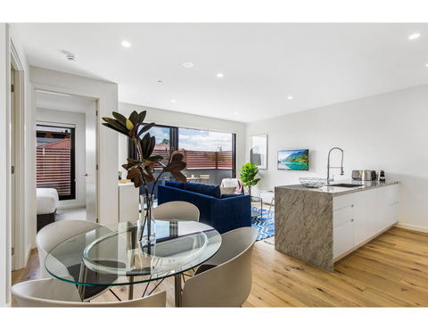 Boutique Apartment In Quiet, Sought-after Suburb - Getaway Accommodation 10