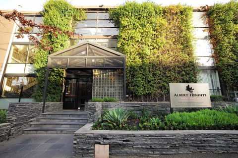 Albert Heights Serviced Apartments - Getaway Accommodation 18