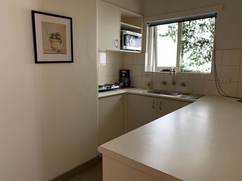 Albert Heights Serviced Apartments - Getaway Accommodation 21