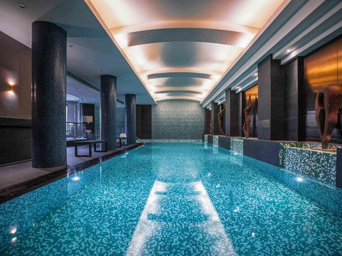 Quay West Suites Melbourne - Getaway Accommodation 3