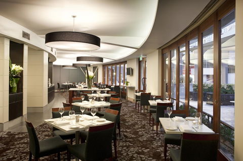 Quay West Suites Melbourne - Getaway Accommodation 21