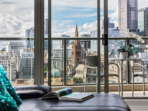 Quay West Suites Melbourne - Getaway Accommodation 40