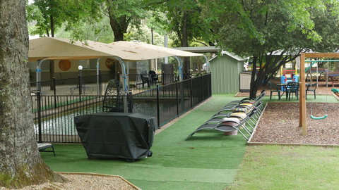 Adina Lodge Holiday Apartments - Getaway Accommodation 19