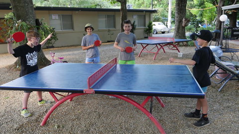 Adina Lodge Holiday Apartments - Getaway Accommodation 11