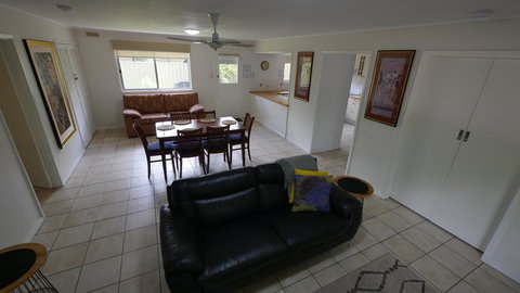 Adina Lodge Holiday Apartments - Getaway Accommodation 23