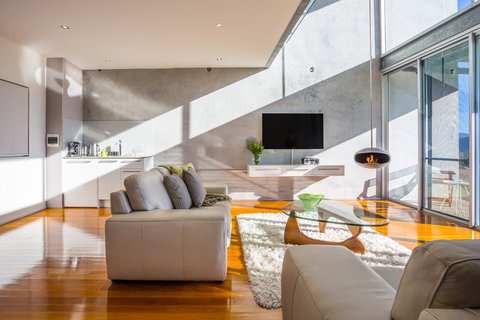 The Bunyip Retreat - Getaway Accommodation 2