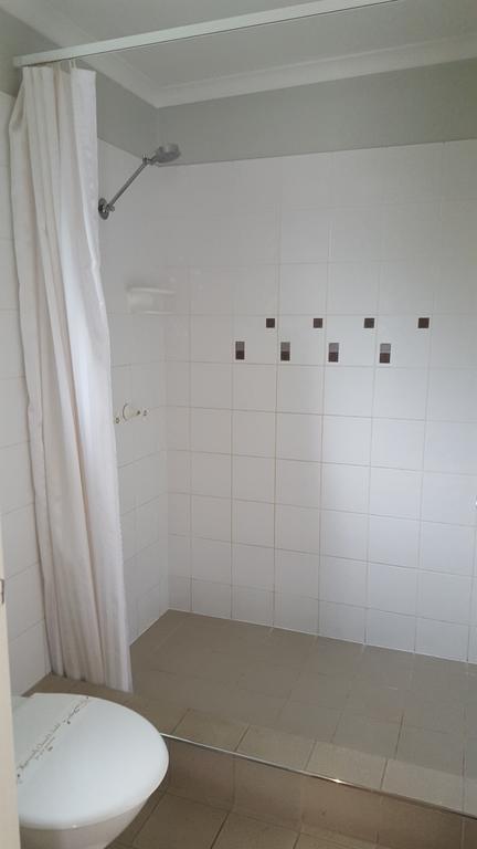 The Commercial Hotel Motel - Getaway Accommodation 3