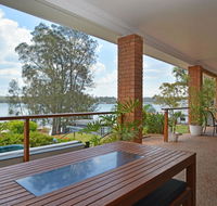 The House on the Lake  Fishing Point Lake Macquarie - honestly put the line in and catch fish - Getaway Accommodation