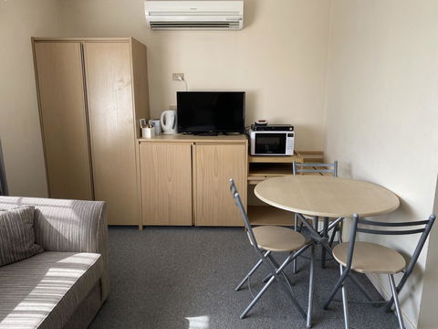 The Major Mitchell Motel - Getaway Accommodation 3