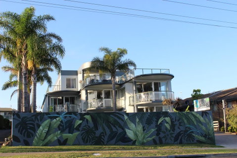 The Palms Apartments - Getaway Accommodation 0
