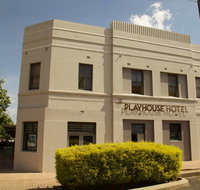 The Playhouse Hotel - Getaway Accommodation
