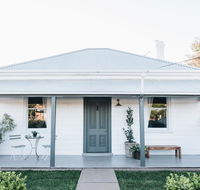 The Repose - Boutique Cottage - Getaway Accommodation