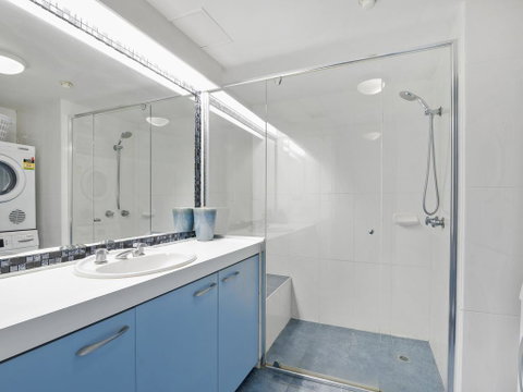 The Rocks Resort, Unit 5D - Getaway Accommodation 2