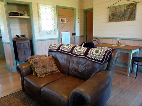 The Settlers Cottage - Kangaroo Valley - Getaway Accommodation 3