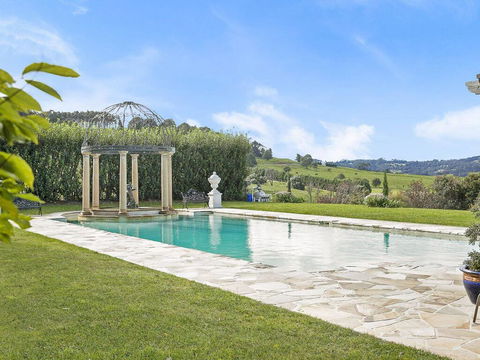 The Villa @ Linden Hall Highlands Luxury - Getaway Accommodation 2
