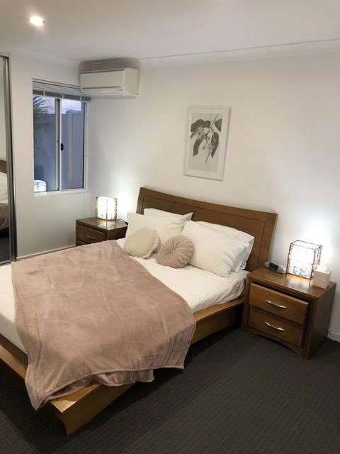 Three Bedroom, Two Bathroom Family Home - Getaway Accommodation 2