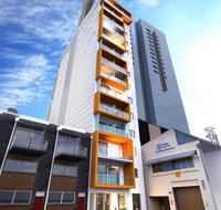 Tom's Court Hotel - Getaway Accommodation