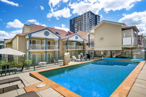 Toowong Inn & Suites - Getaway Accommodation 0