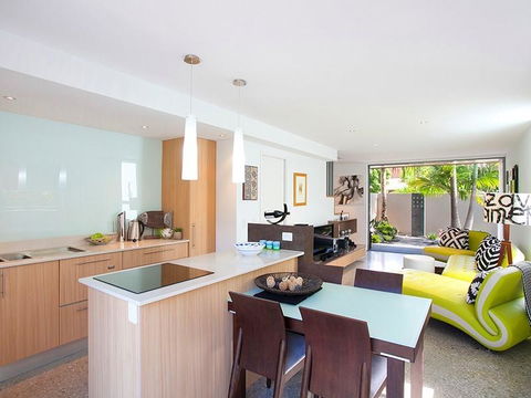 U3/27 Noosa Parade, Noosa Sound - Getaway Accommodation 3
