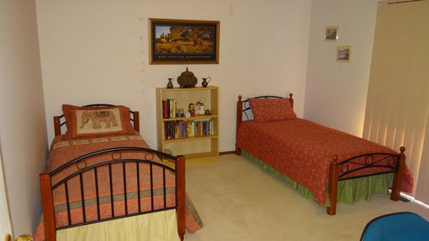 Vella Room - Getaway Accommodation 0