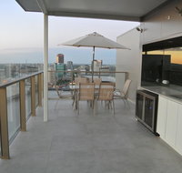 VUE Penthouse on King William - Getaway Accommodation