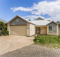 WALKIN' ON SUNSHINE - Getaway Accommodation