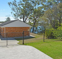 Wanda Magic' 19 Randall Drive - beautiful water front house - Getaway Accommodation