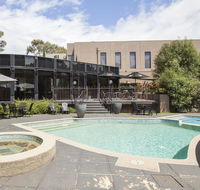 Dingley Hotel - Getaway Accommodation