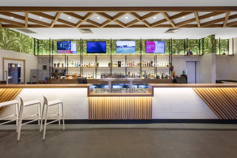 Ramada By Wyndham Marcoola Beach - Getaway Accommodation 33