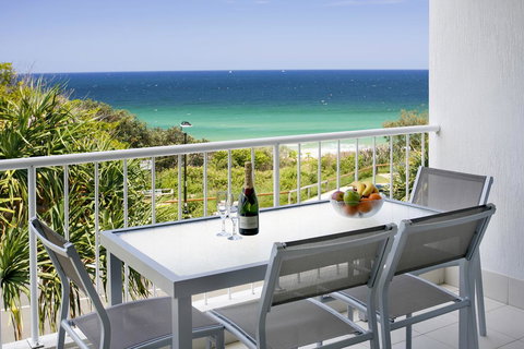 La Mer Sunshine Beachfront - Getaway Accommodation 28