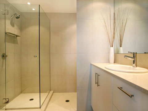 La Mer Sunshine Beachfront - Getaway Accommodation 23