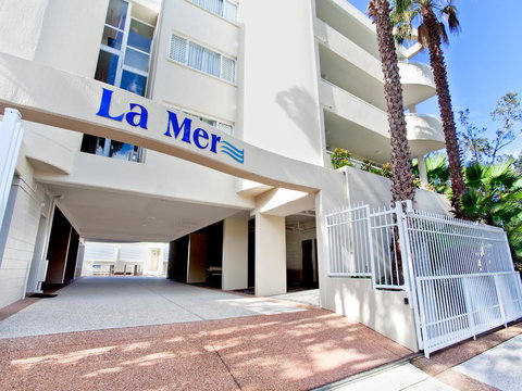 La Mer Sunshine Beachfront - Getaway Accommodation 22
