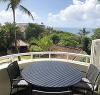 Sunshine Beach Luxe Apartment - Getaway Accommodation