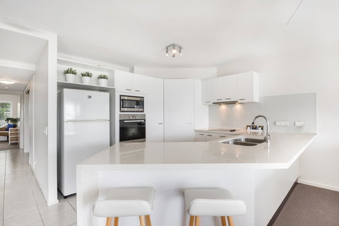 Sunshine Vista - Getaway Accommodation 12