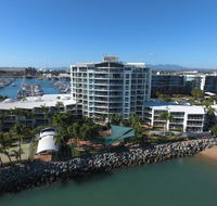 Mariners North Holiday Apartments - Getaway Accommodation