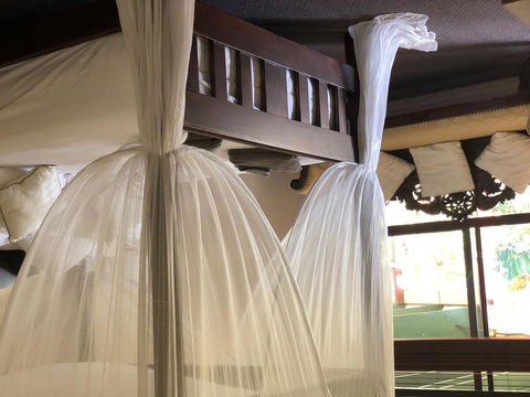 The Bearded Dragon Boutique Hotel - Getaway Accommodation 2