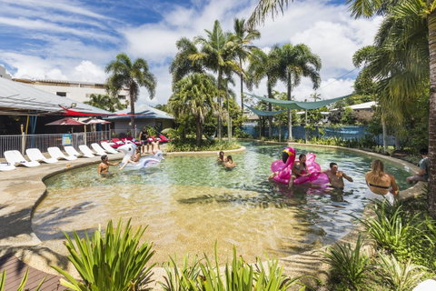 Summer House Cairns - Getaway Accommodation 0