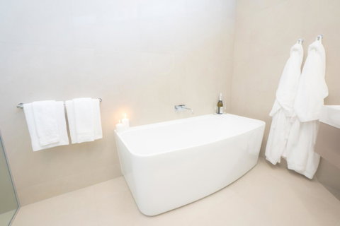 Pacific Hotel Cairns - Getaway Accommodation 23