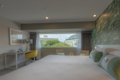 Pacific Hotel Cairns - Getaway Accommodation 26