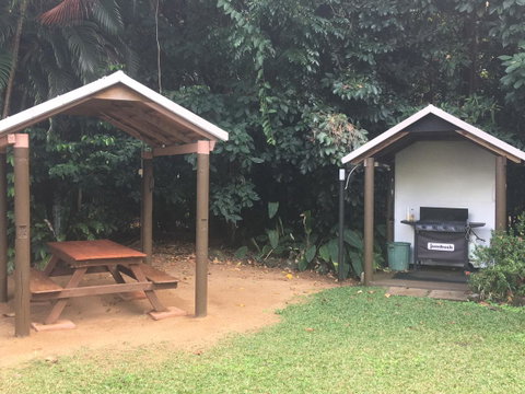 Eco Village Mission Beach - Getaway Accommodation 8